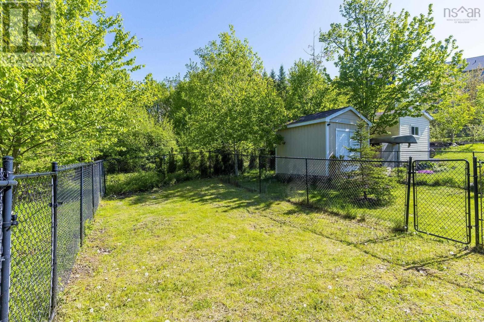 Property 32 of 47 of 79 Collingwood Court
