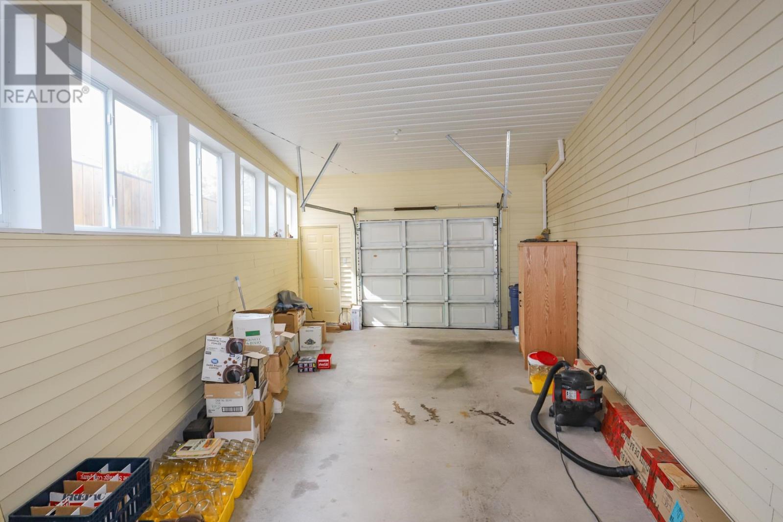 34 Taskar DR - 42