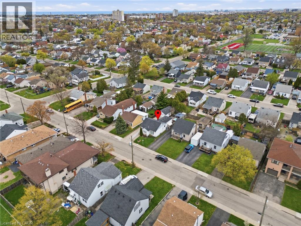 44 SELKIRK Avenue - 44