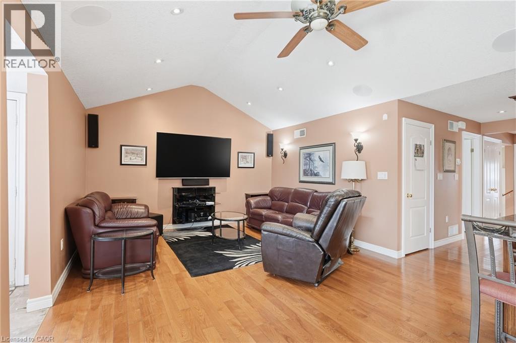 44 SELKIRK Avenue - 11