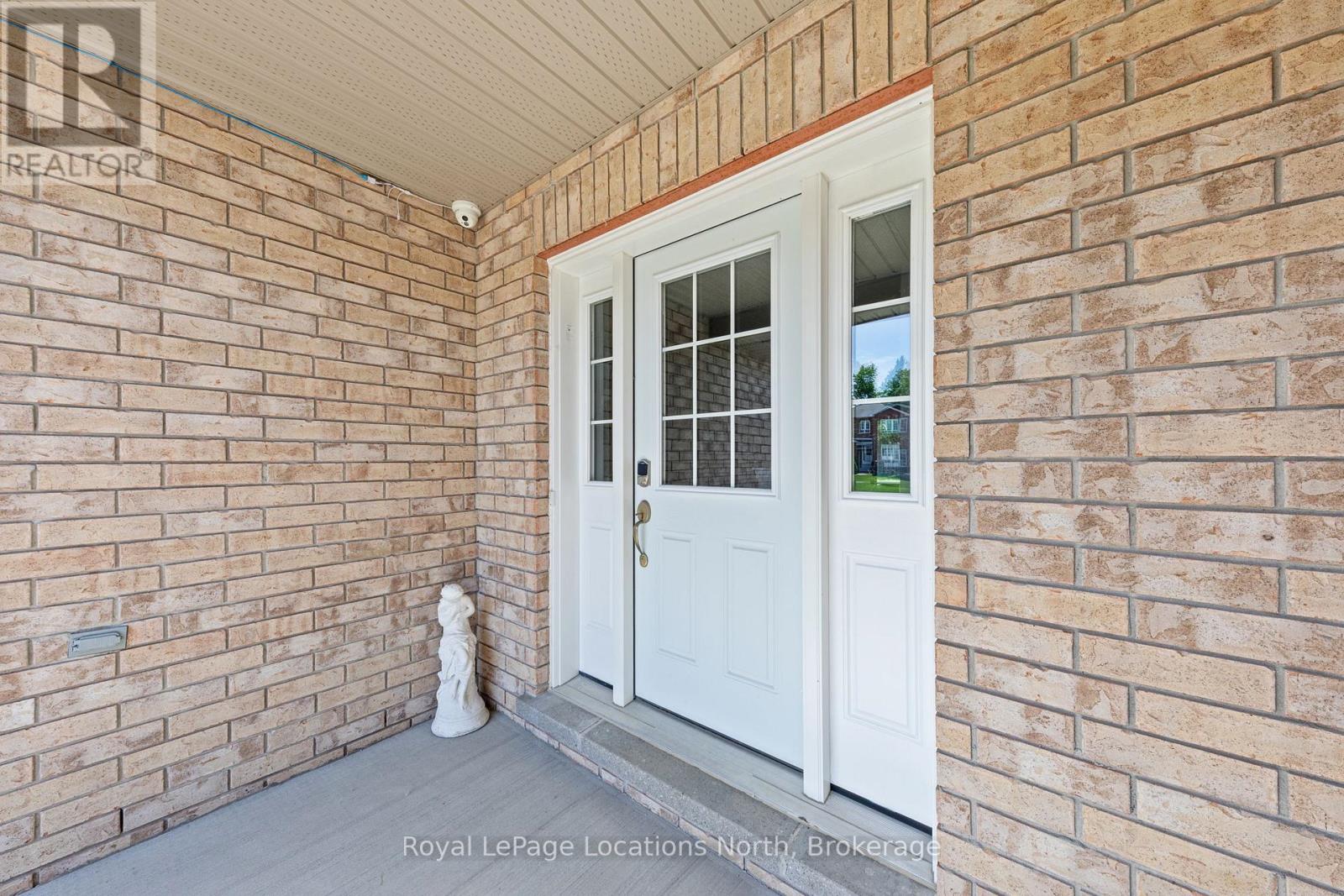 478 SHEWFELT CRESCENT - 8