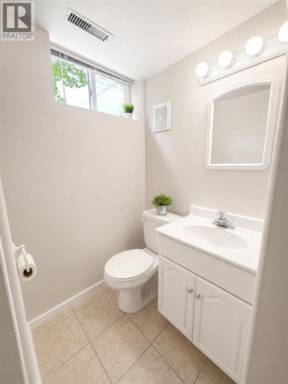 19 Meadowview Road SW - 29