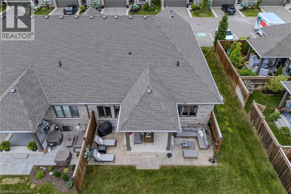 15 WINTERBERRY Lane - Image 35
