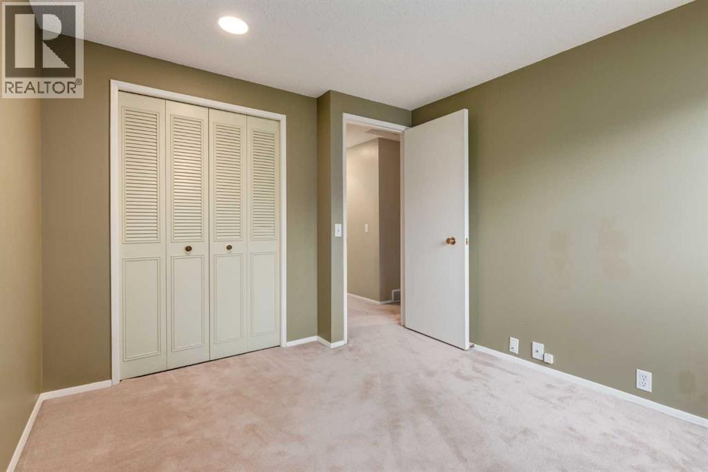 #10 3302 50 Street NW - 29
