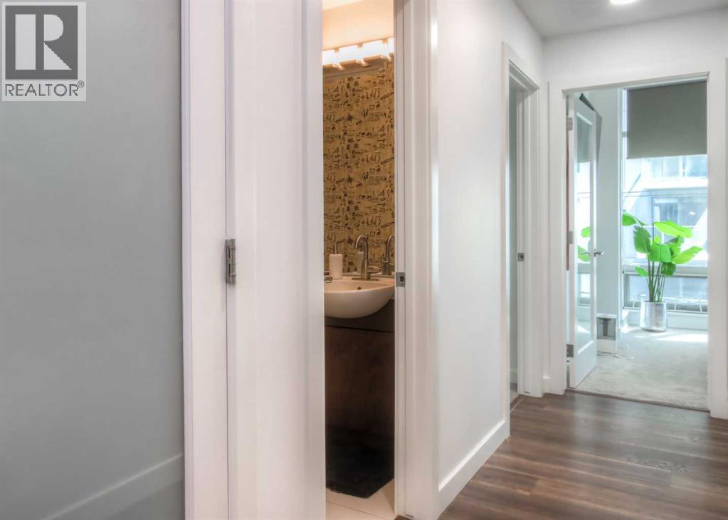 #604 530 12 Avenue SW - 26