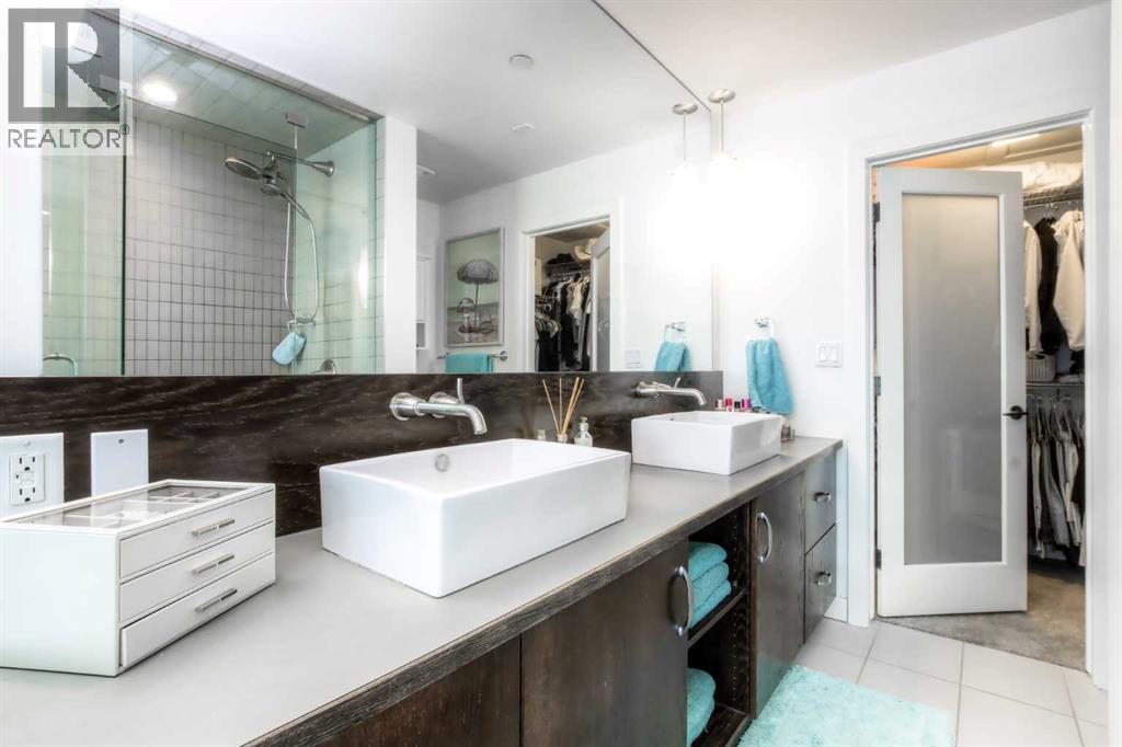 #604 530 12 Avenue SW - 32