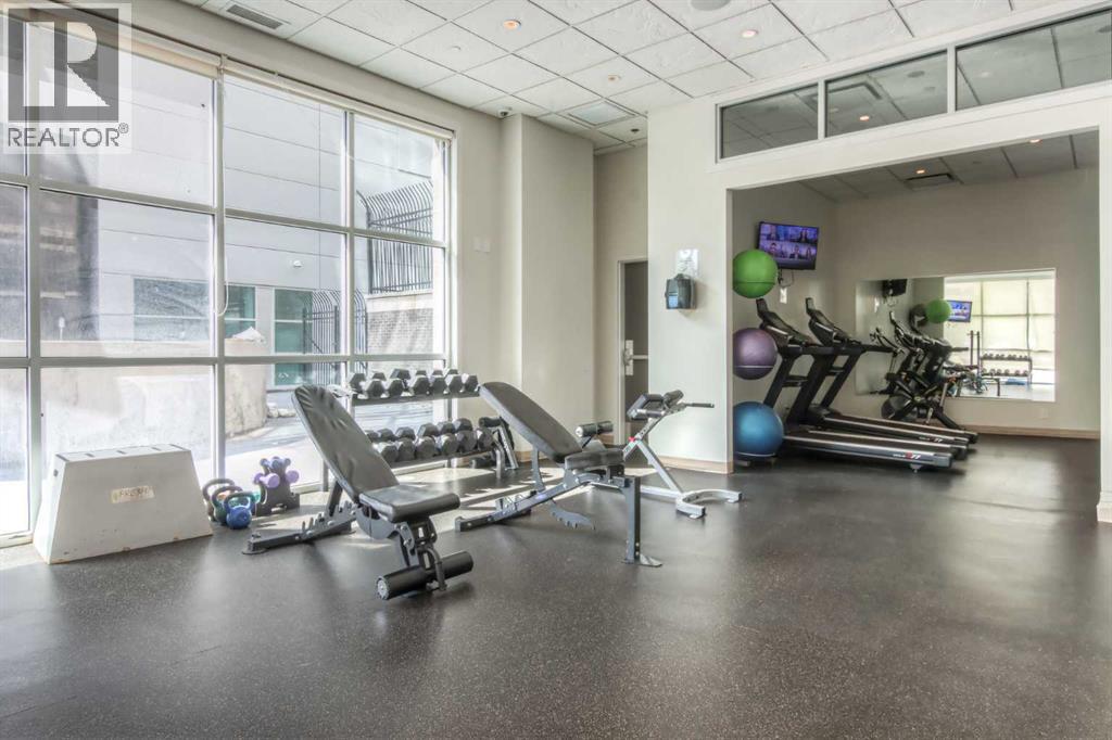 #604 530 12 Avenue SW - 44