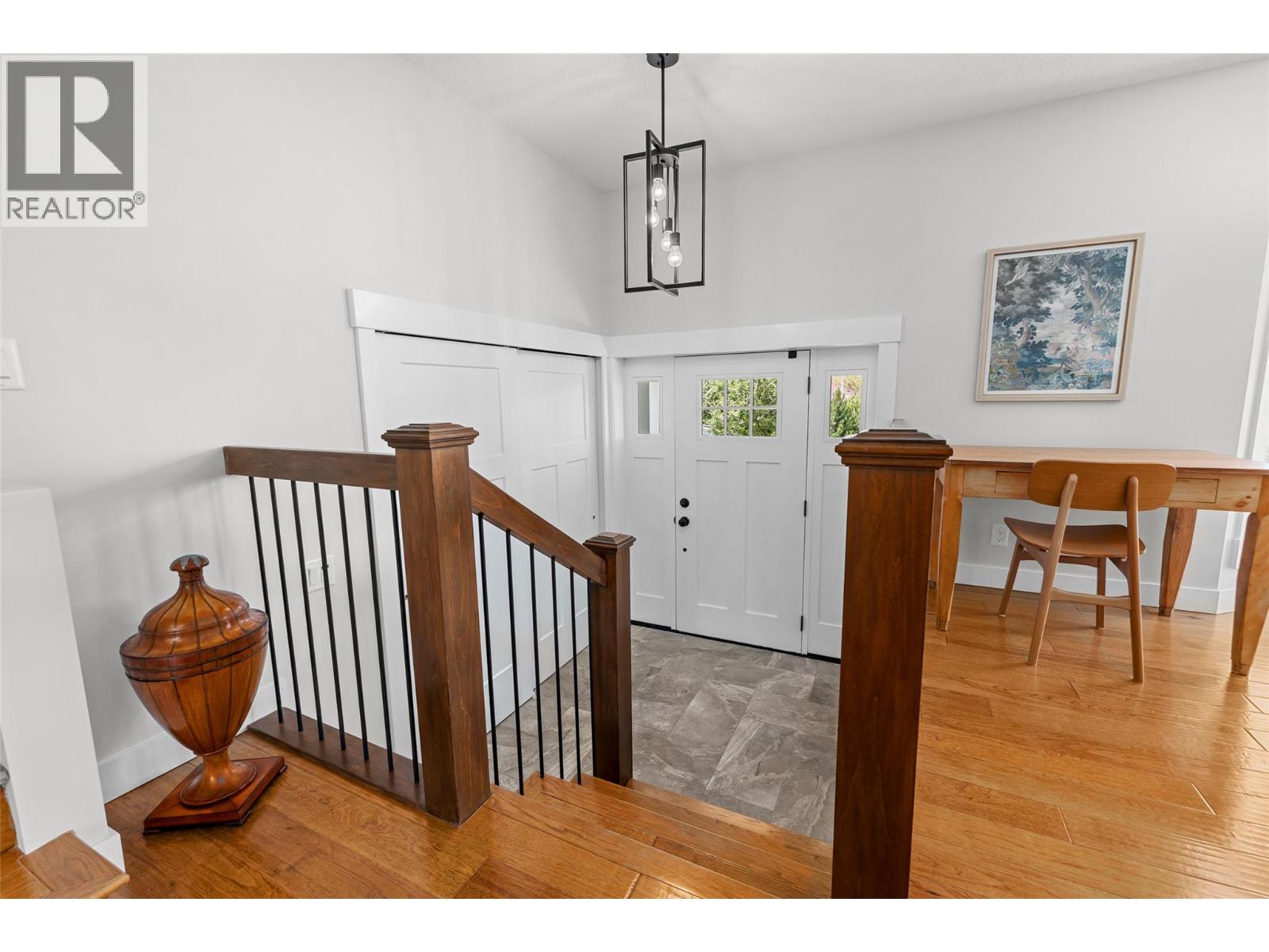  882 Roma Court, Kelowna