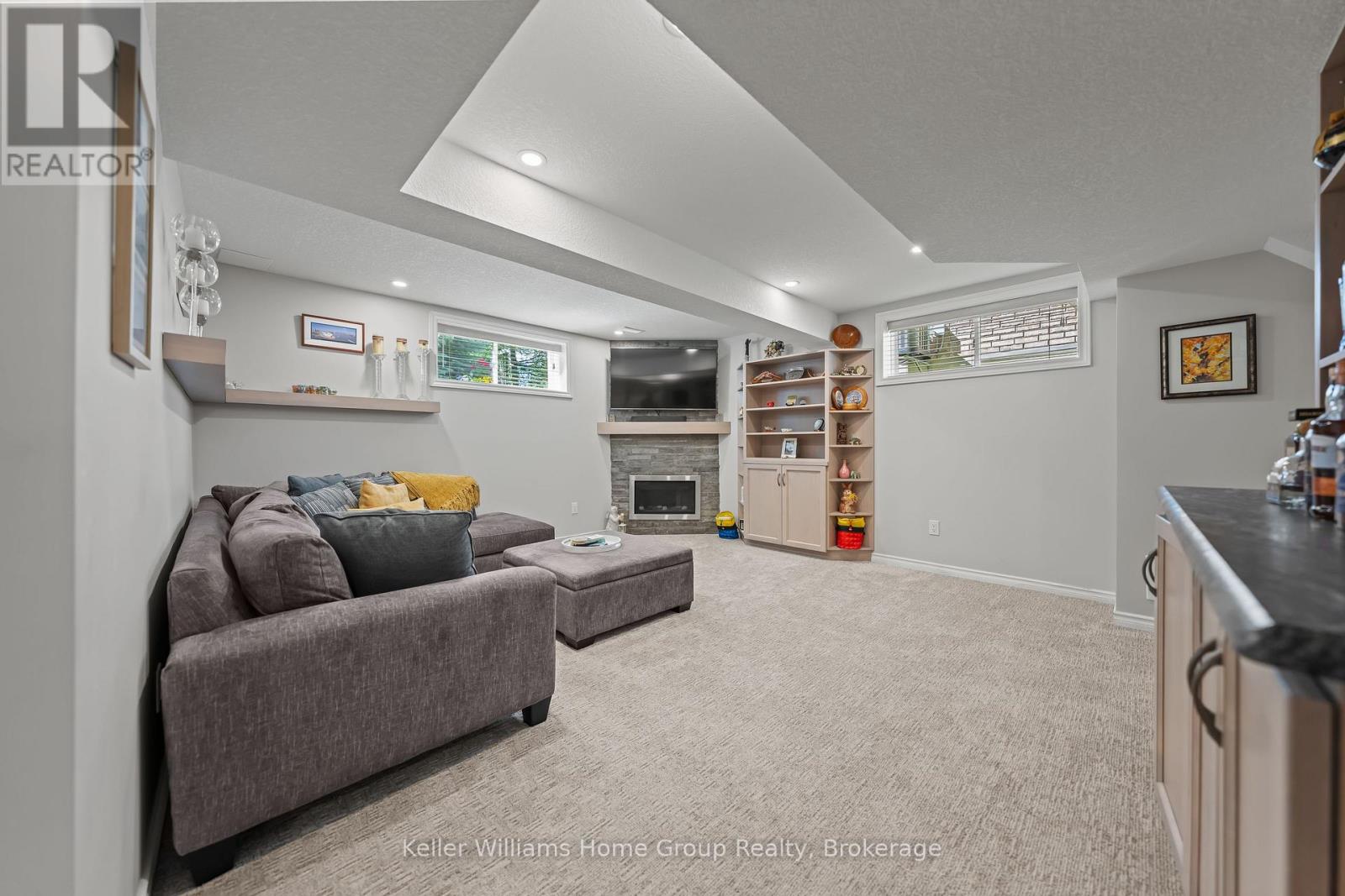 #32 255 SUMMERFIELD DRIVE - 29