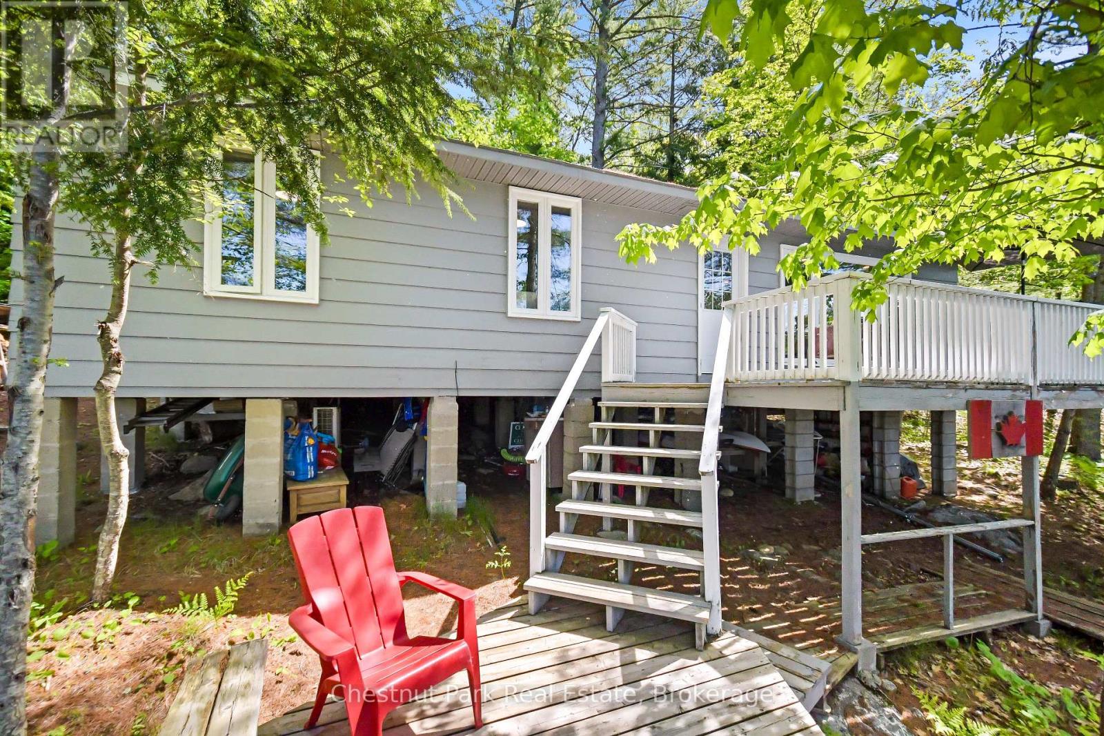 85 TAYLOR ISLAND - 29