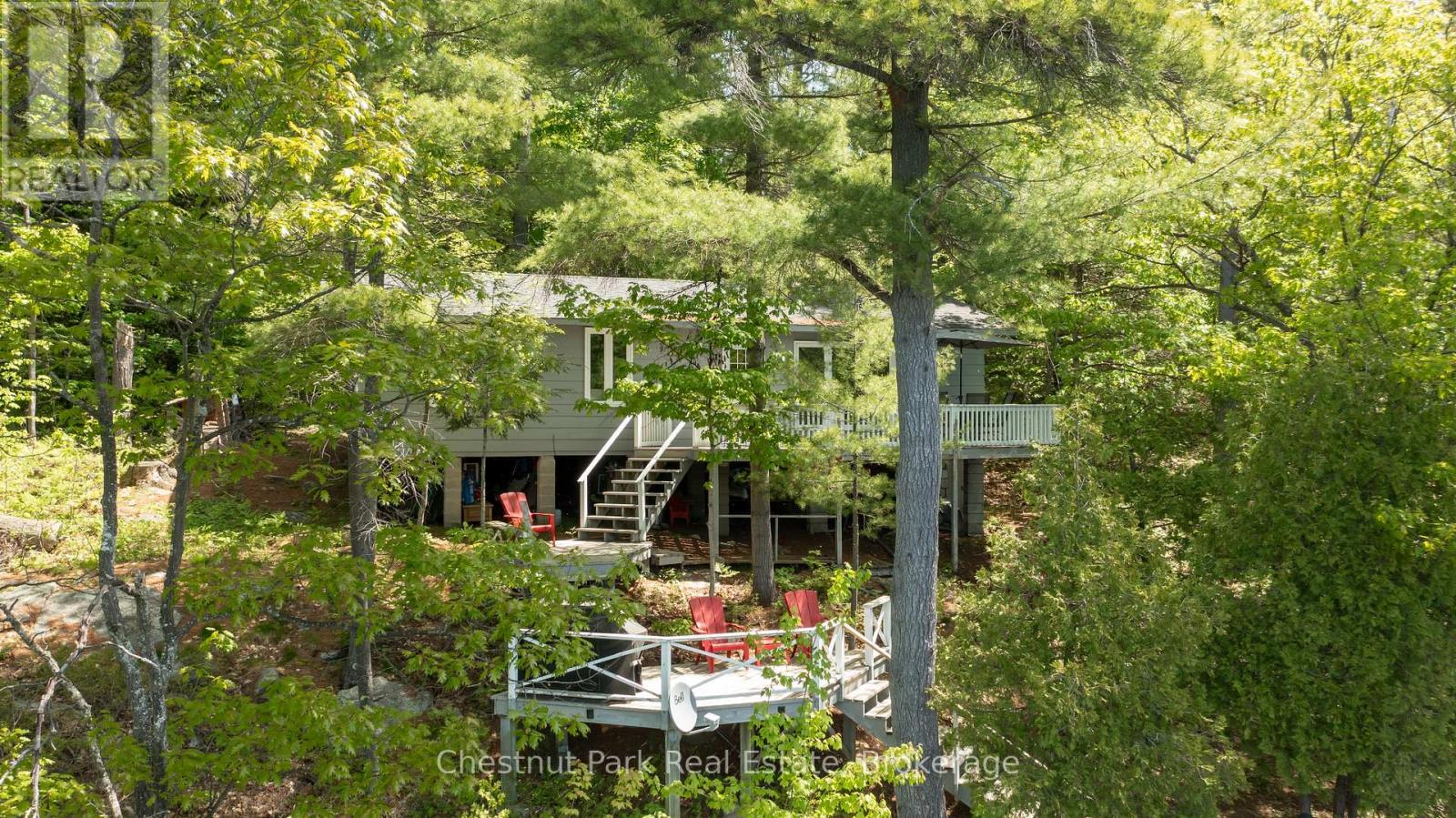 85 TAYLOR ISLAND - 31
