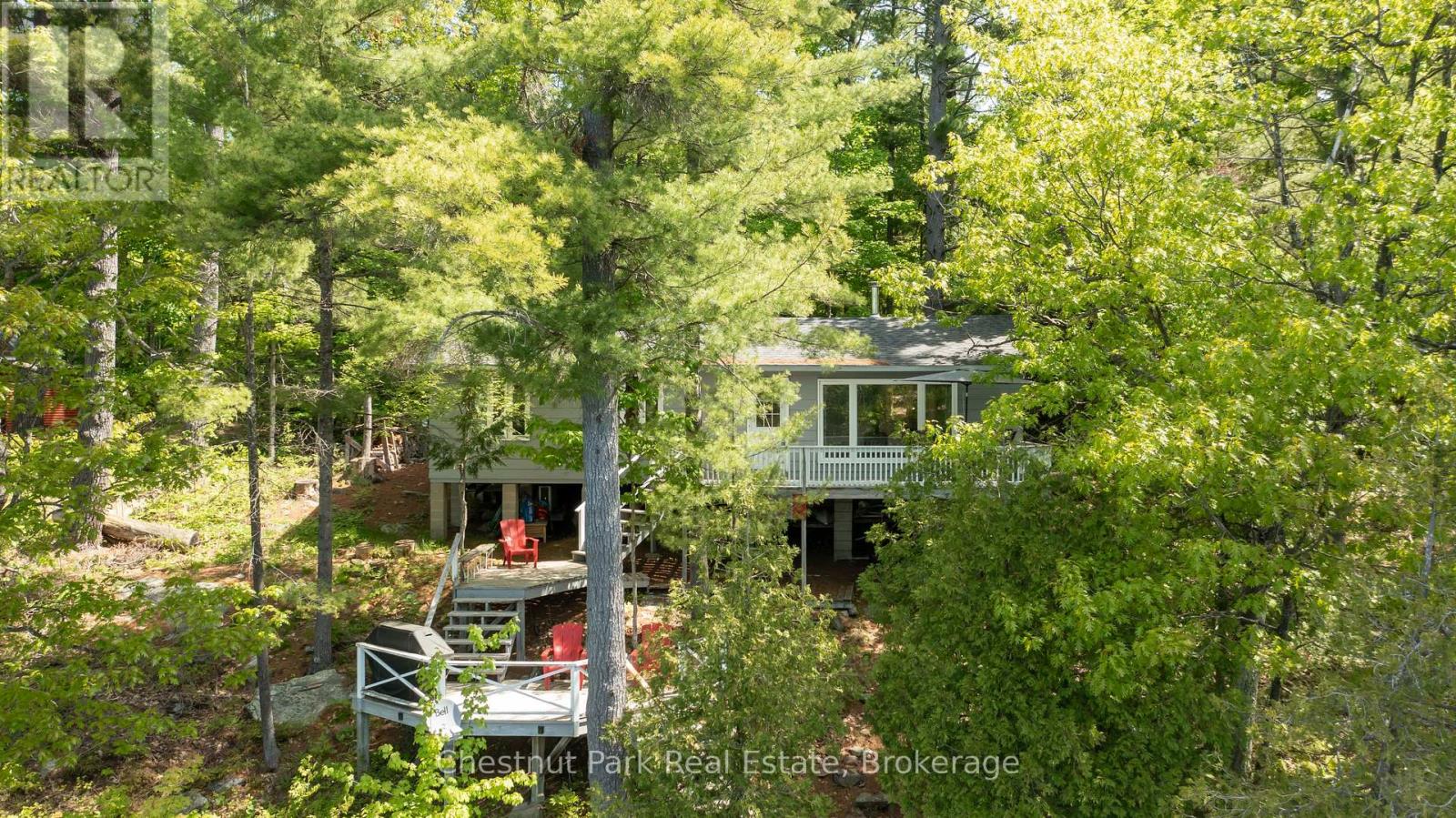 85 TAYLOR ISLAND - 32