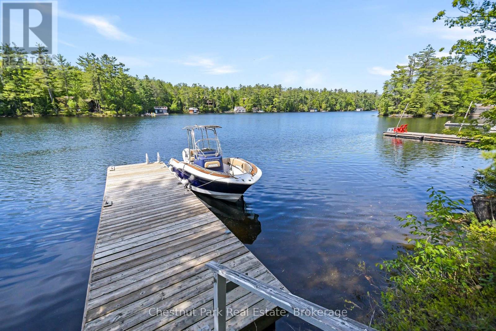 85 TAYLOR ISLAND - 33