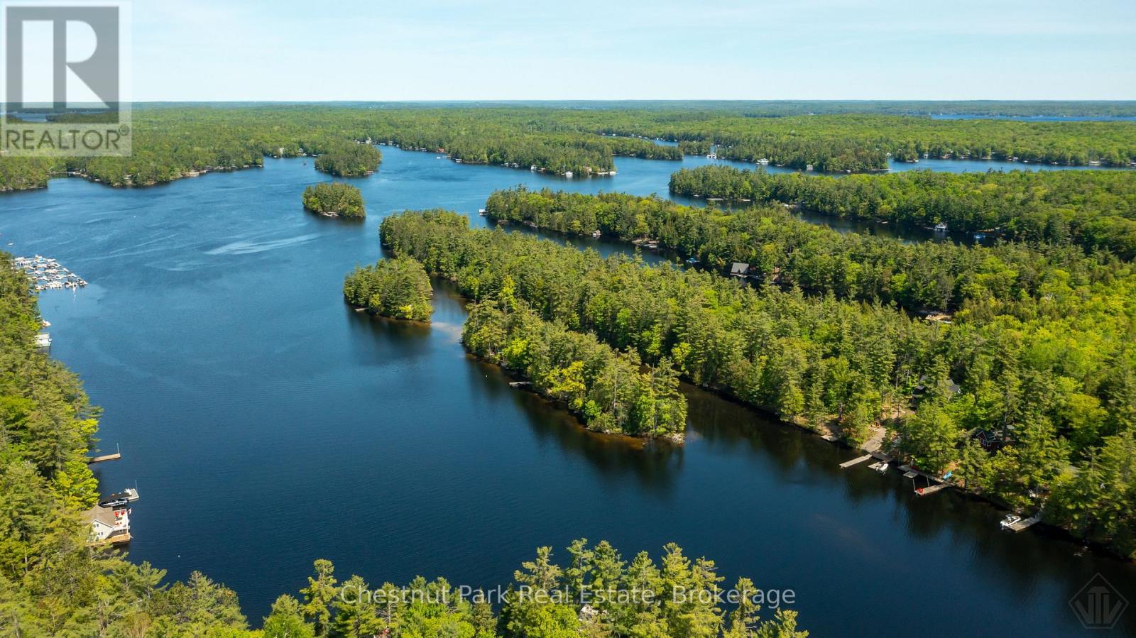 85 TAYLOR ISLAND - 39