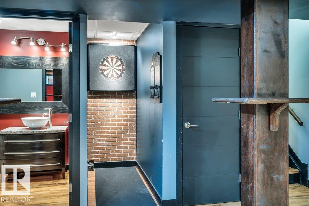 1107 CHAHLEY CT NW - 43
