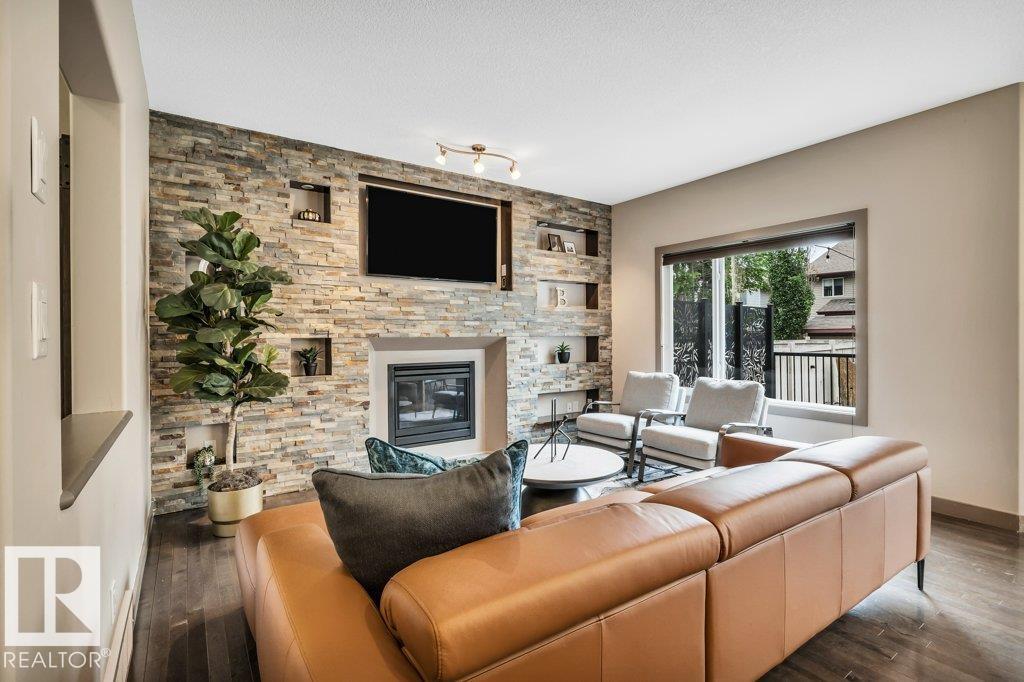 1107 CHAHLEY CT NW - 7