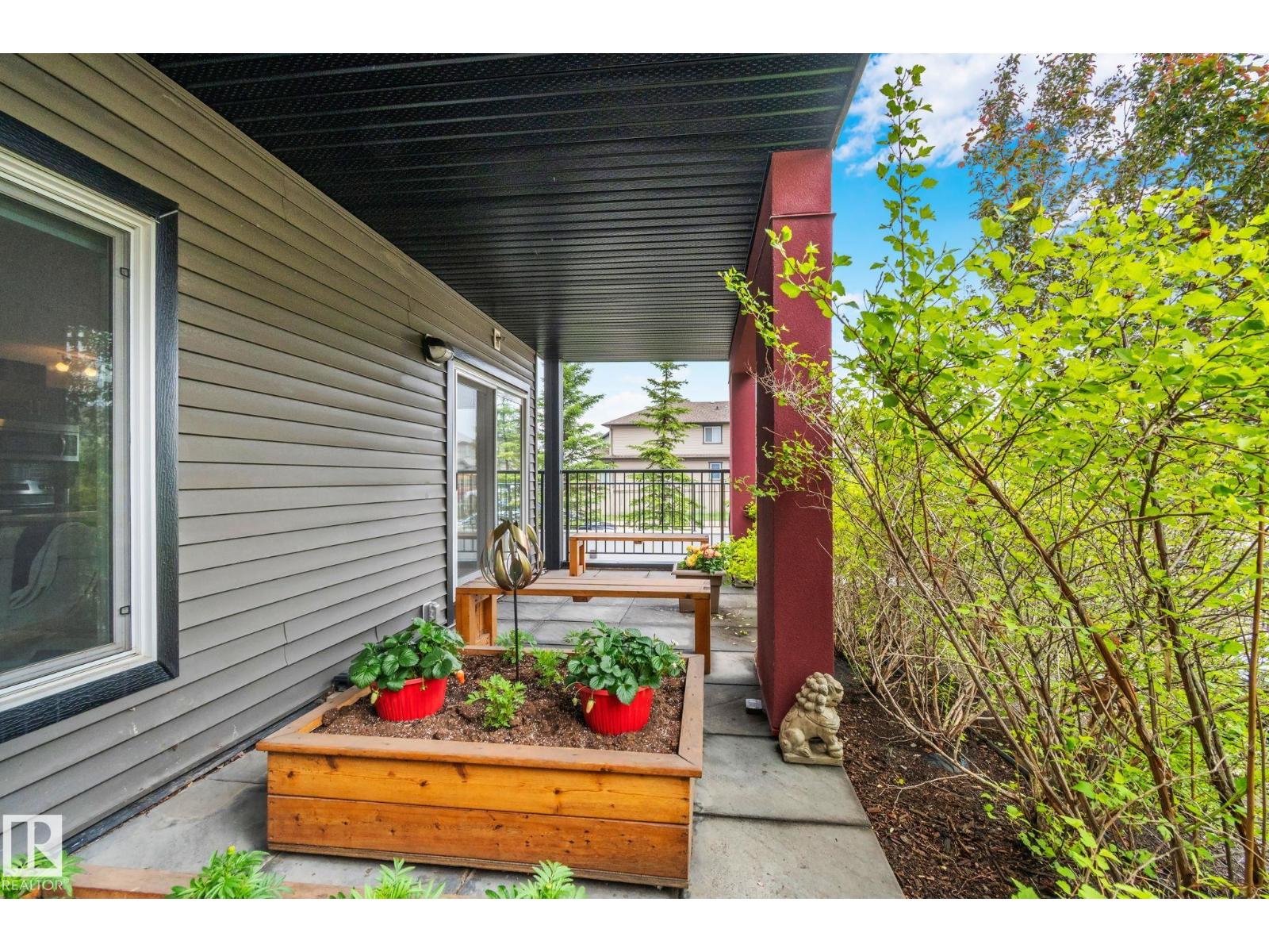 #118 5521 7 AV SW — photo 12