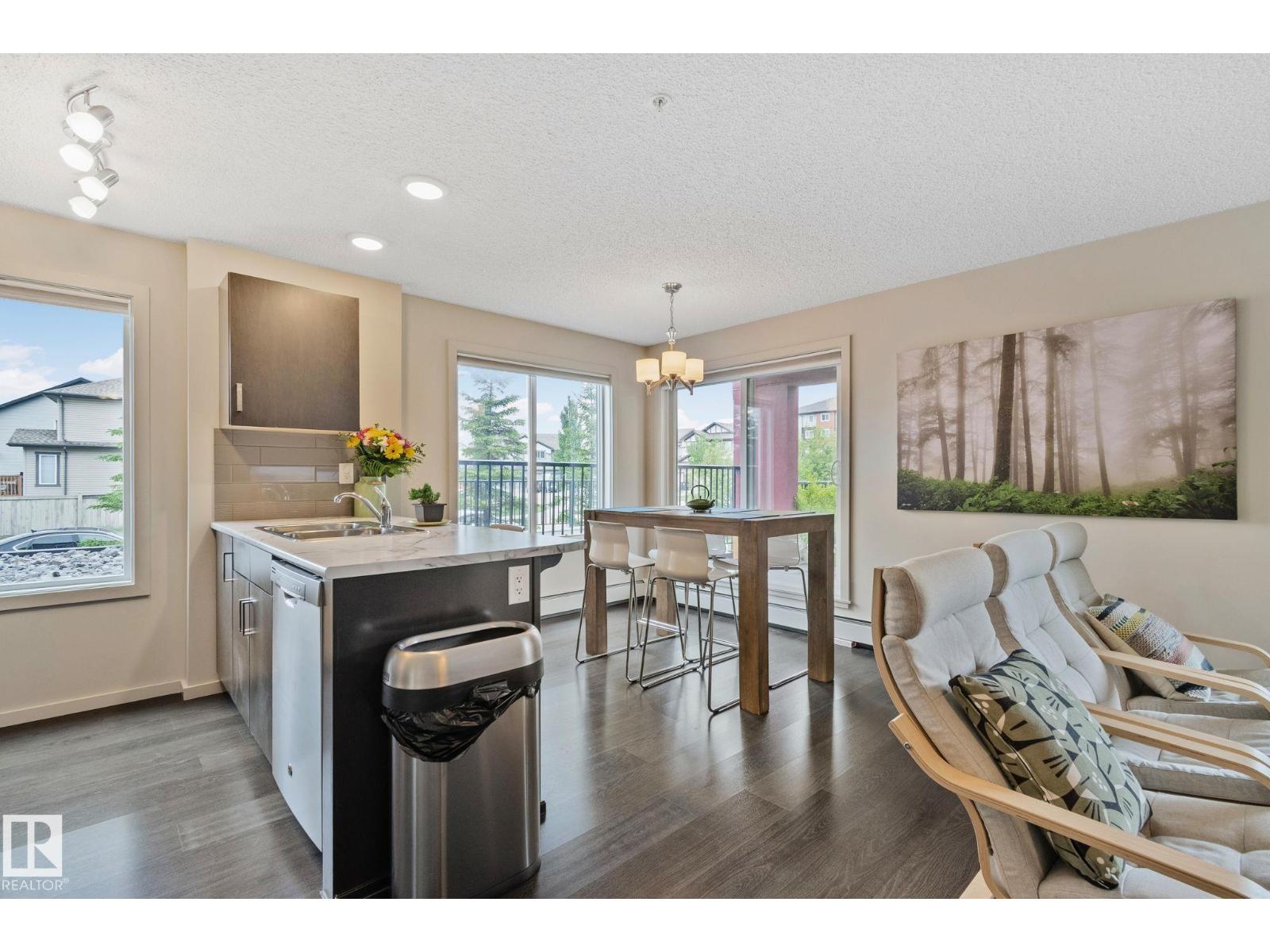 #118 5521 7 AV SW — photo 9