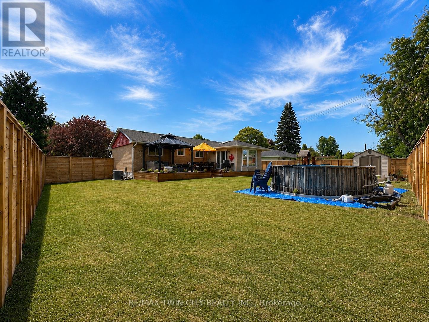 107 ROSSLINN ROAD - 40