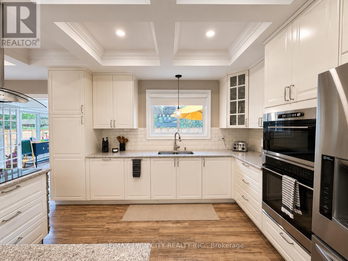 107 ROSSLINN ROAD - 7