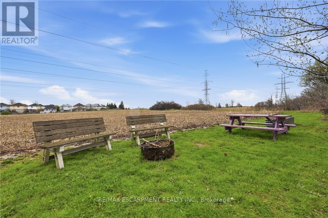 187 ALDERLEA AVENUE - 43