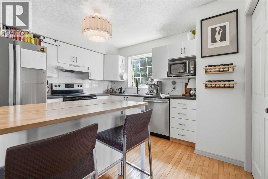 3031 23 Avenue SW - 7