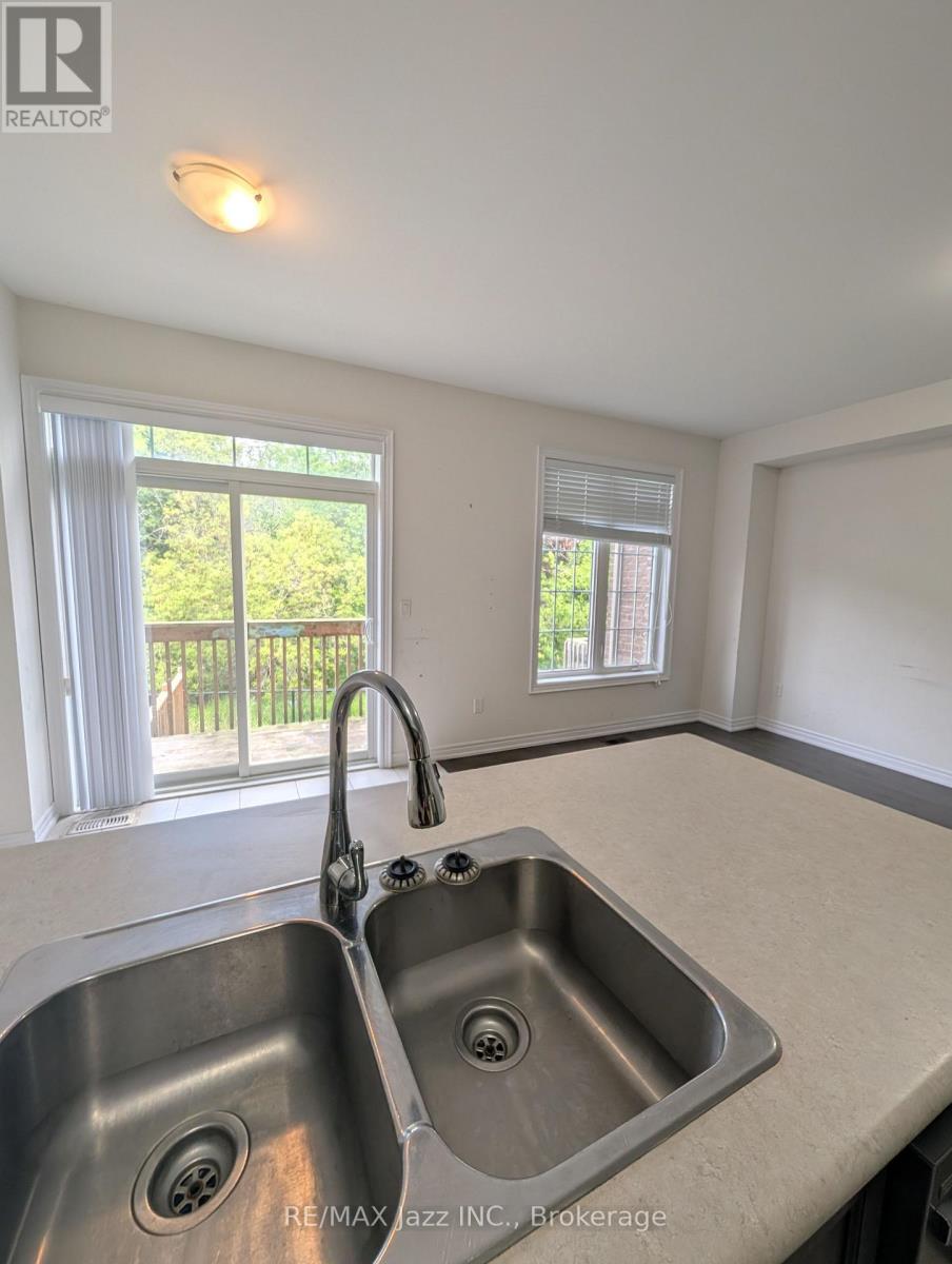 41 ALDRIDGE LANE - 11