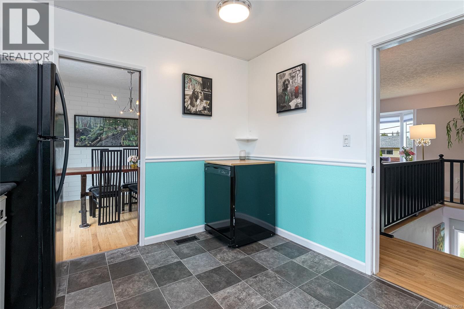 3881 Olivia Pl - 11