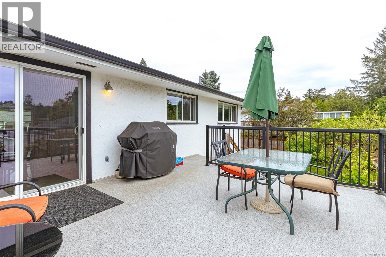 3881 Olivia Pl - 34