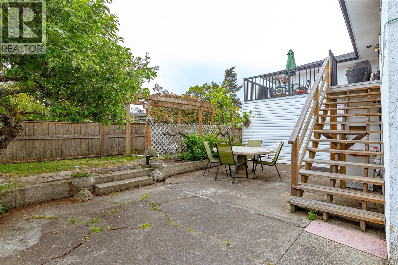 3881 Olivia Pl - 40