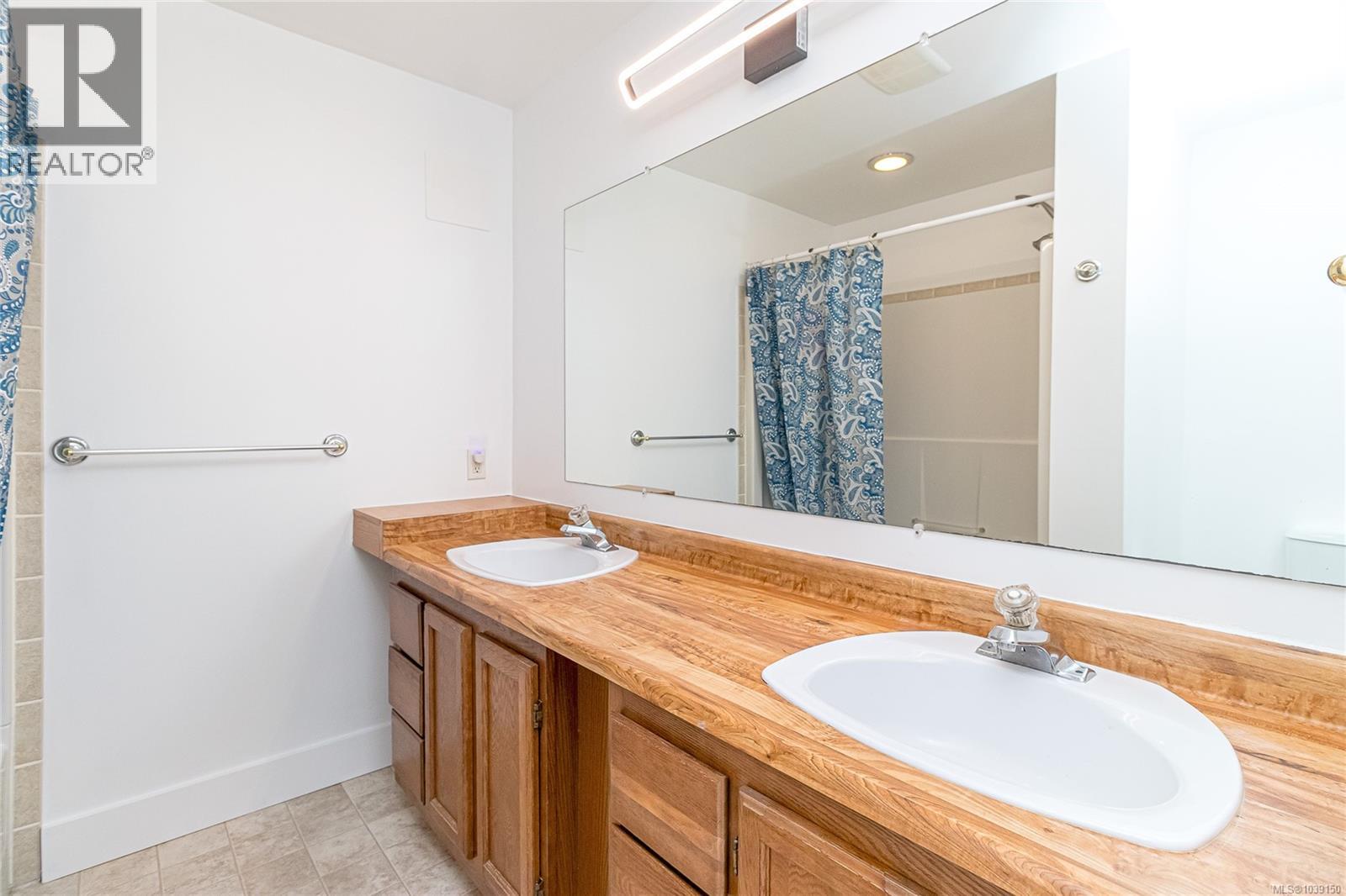 1135 Braithwaite Dr - 34