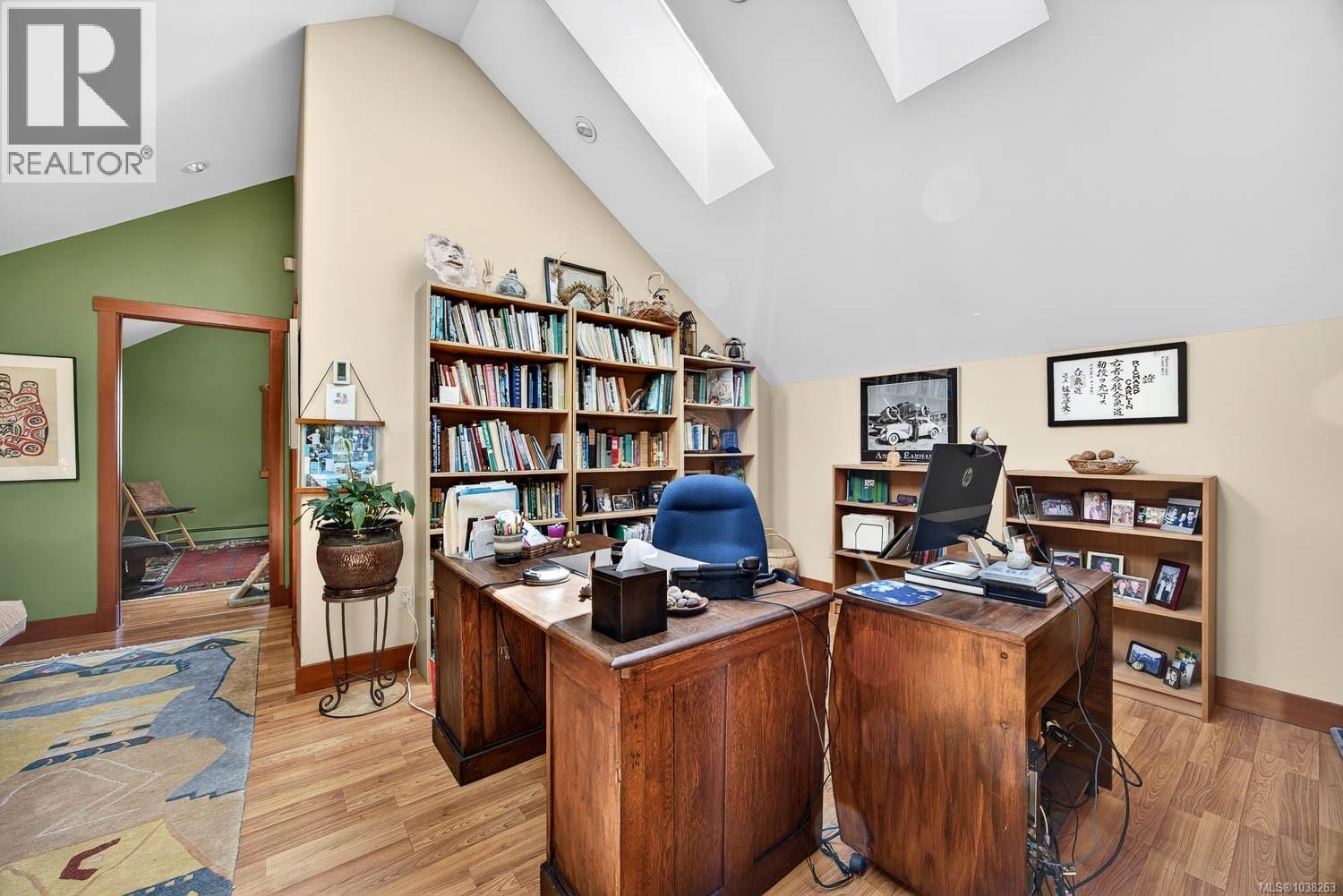 405 Roland Rd - 38