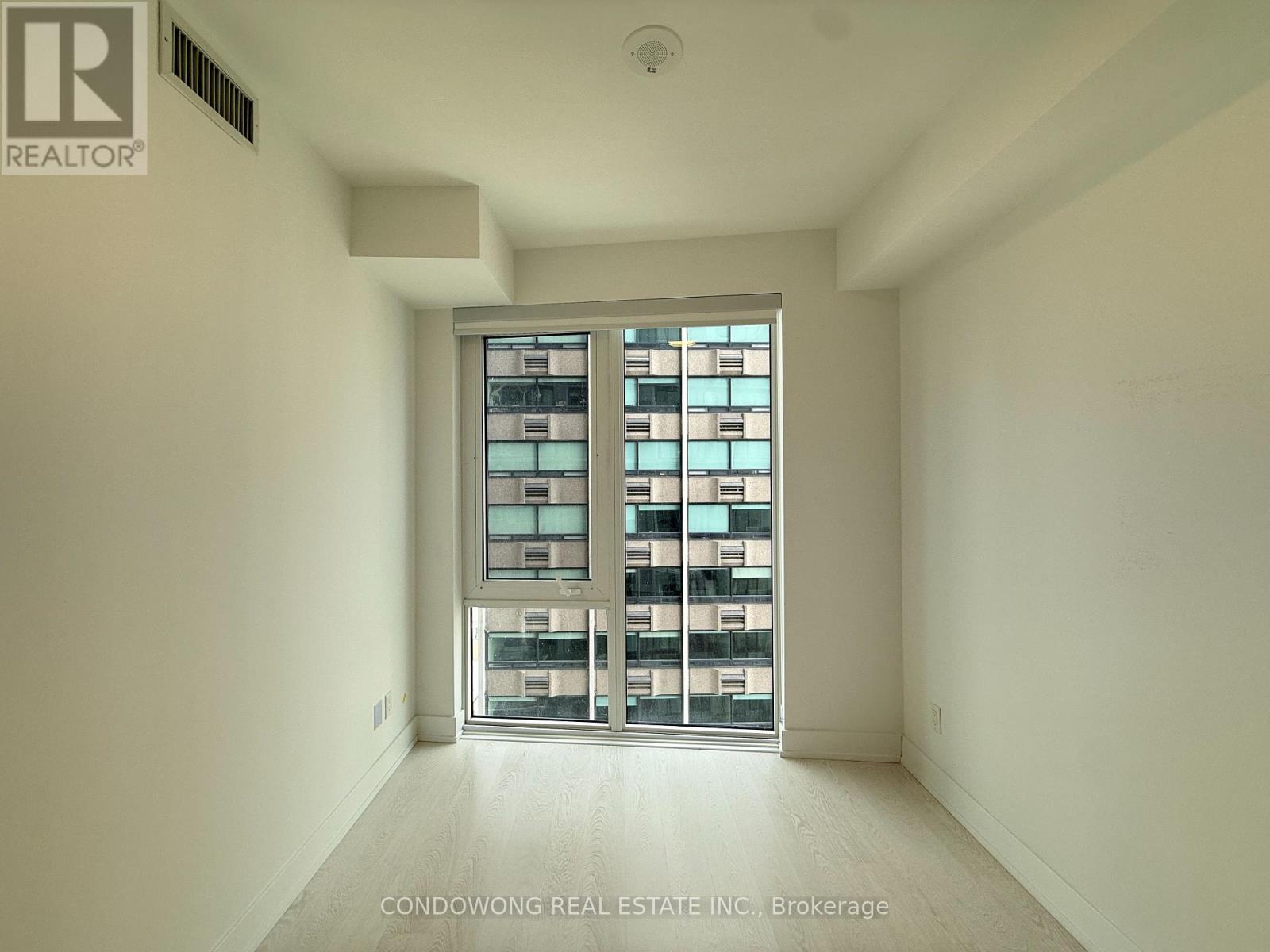 Floor To Ceiling Windows