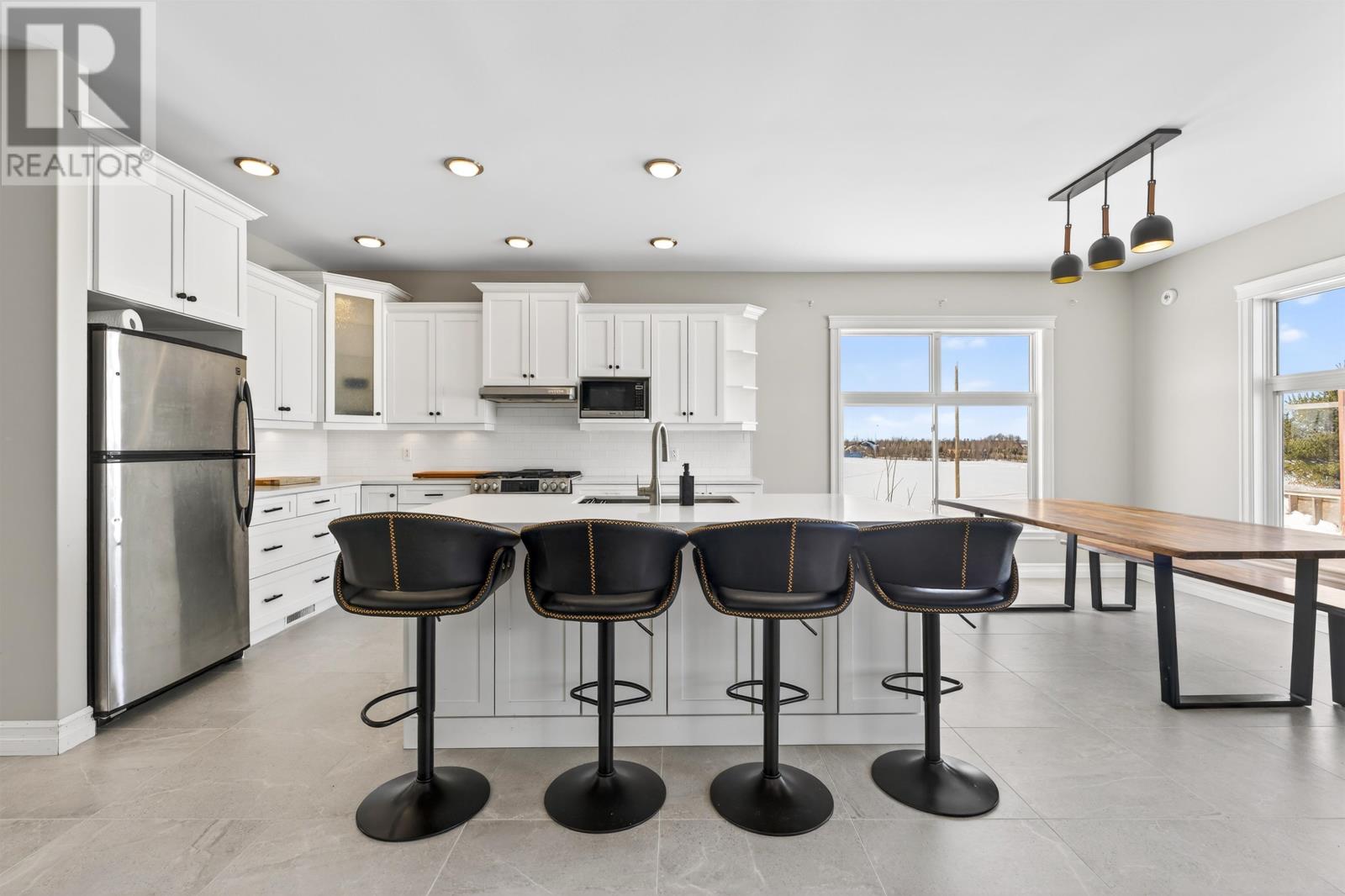 749 CITY VIEW Drive - 14