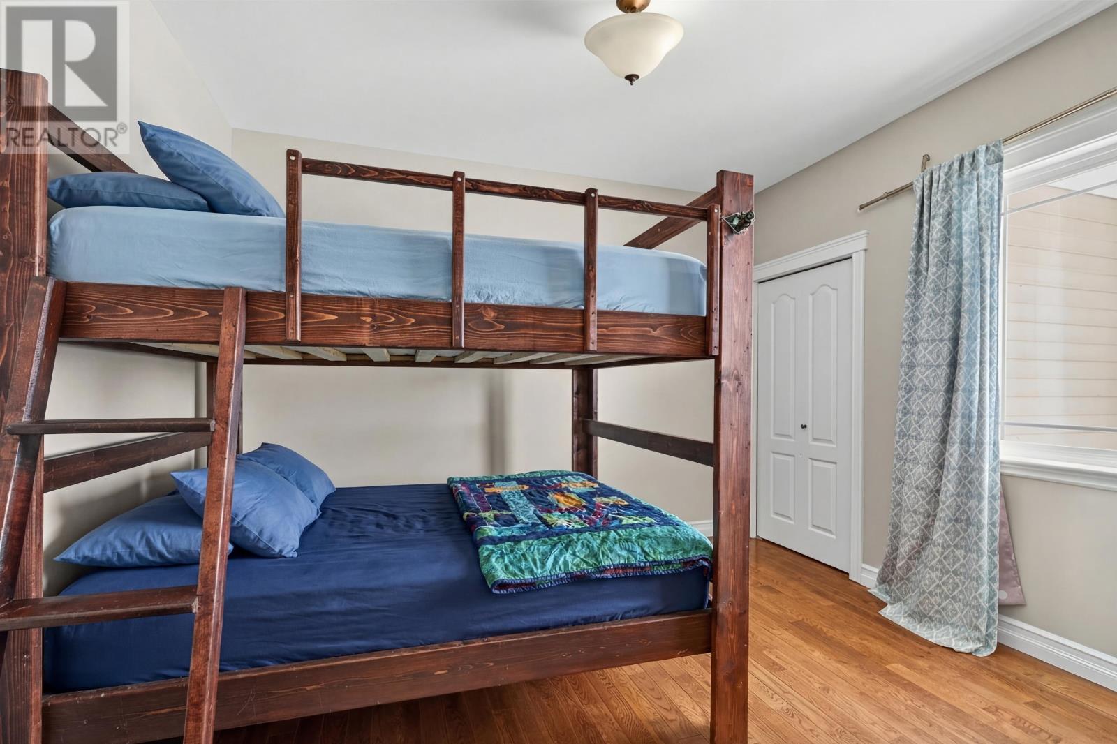 749 CITY VIEW Drive - 25