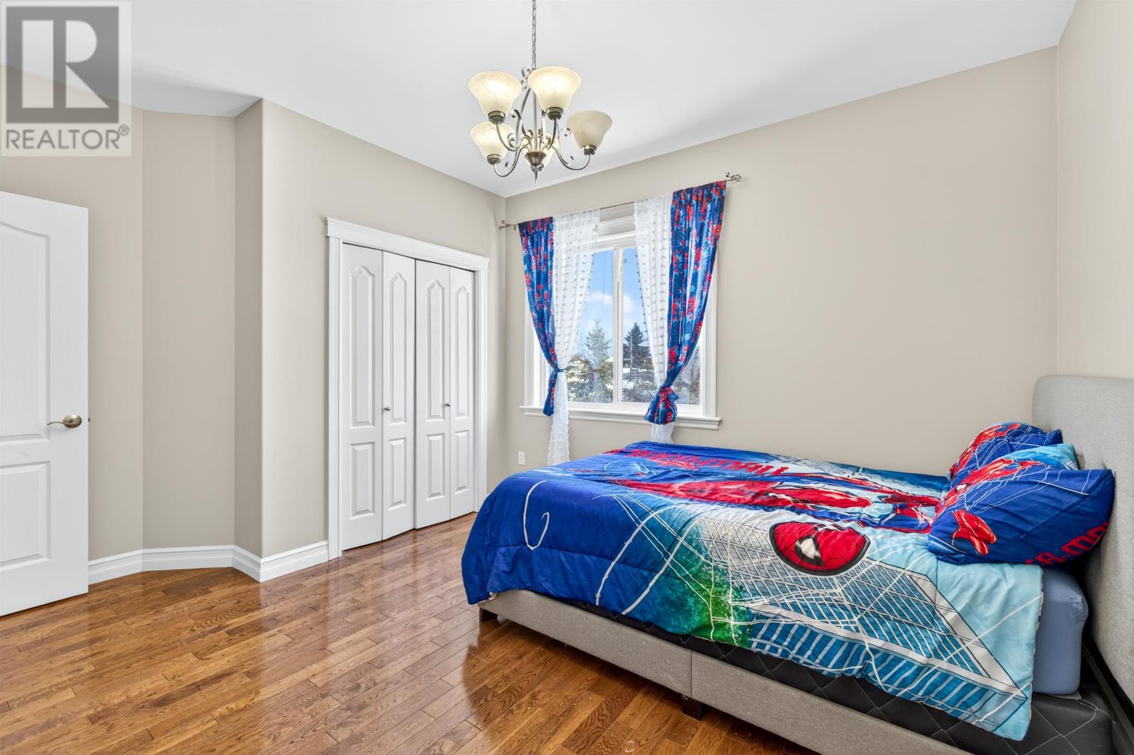 749 CITY VIEW Drive - 28