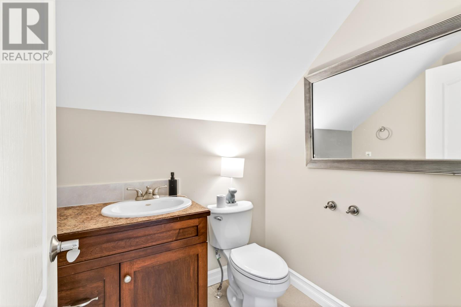 749 CITY VIEW Drive - 31