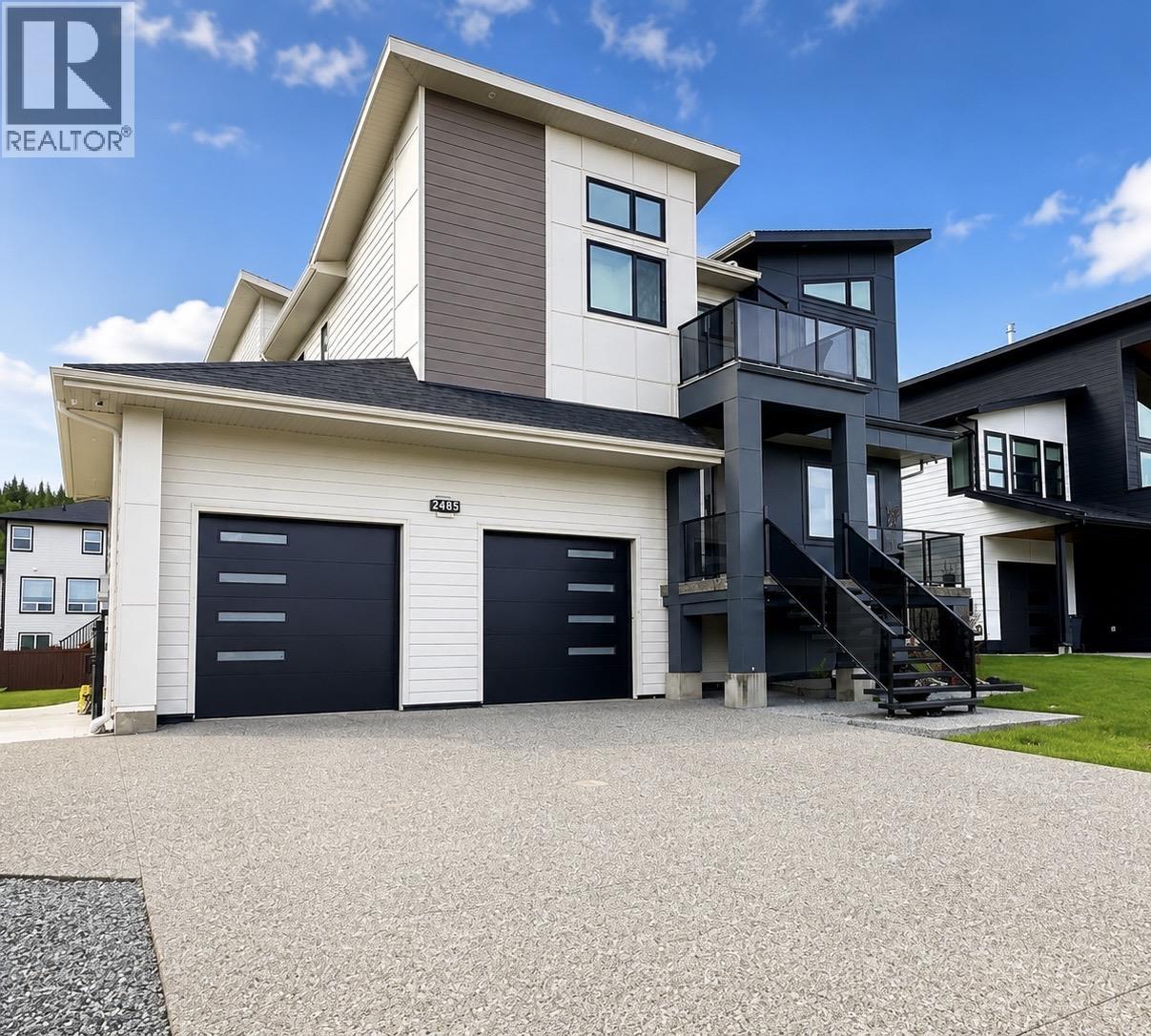 2485 ROWE STREET - 4