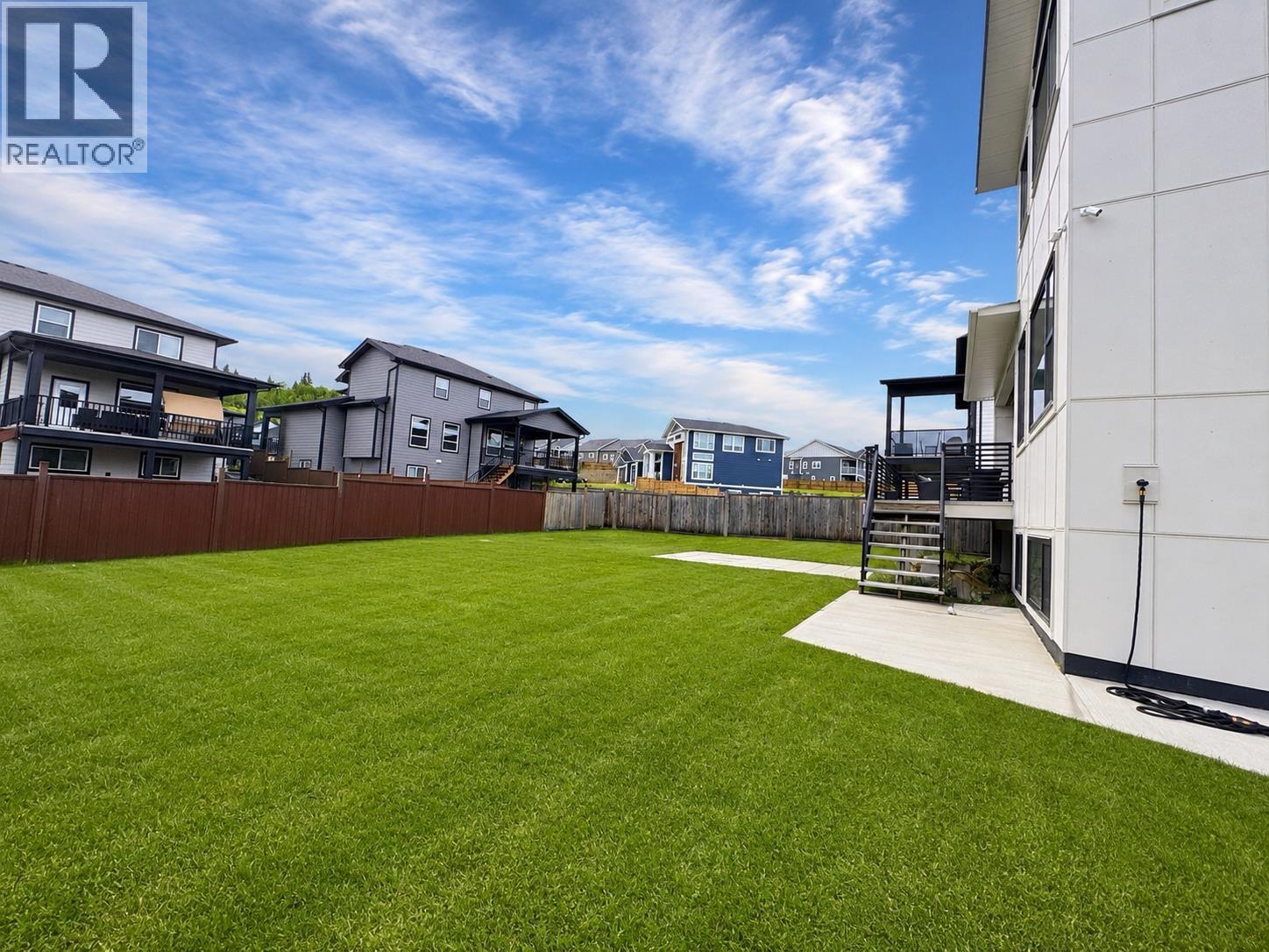 2485 ROWE STREET - 30