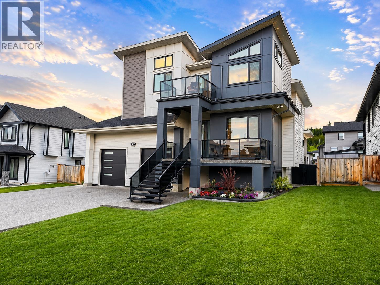 2485 ROWE STREET - Image 3