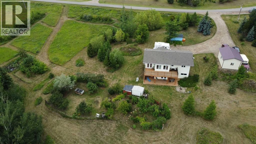 49 Grandview Crescent — photo 44