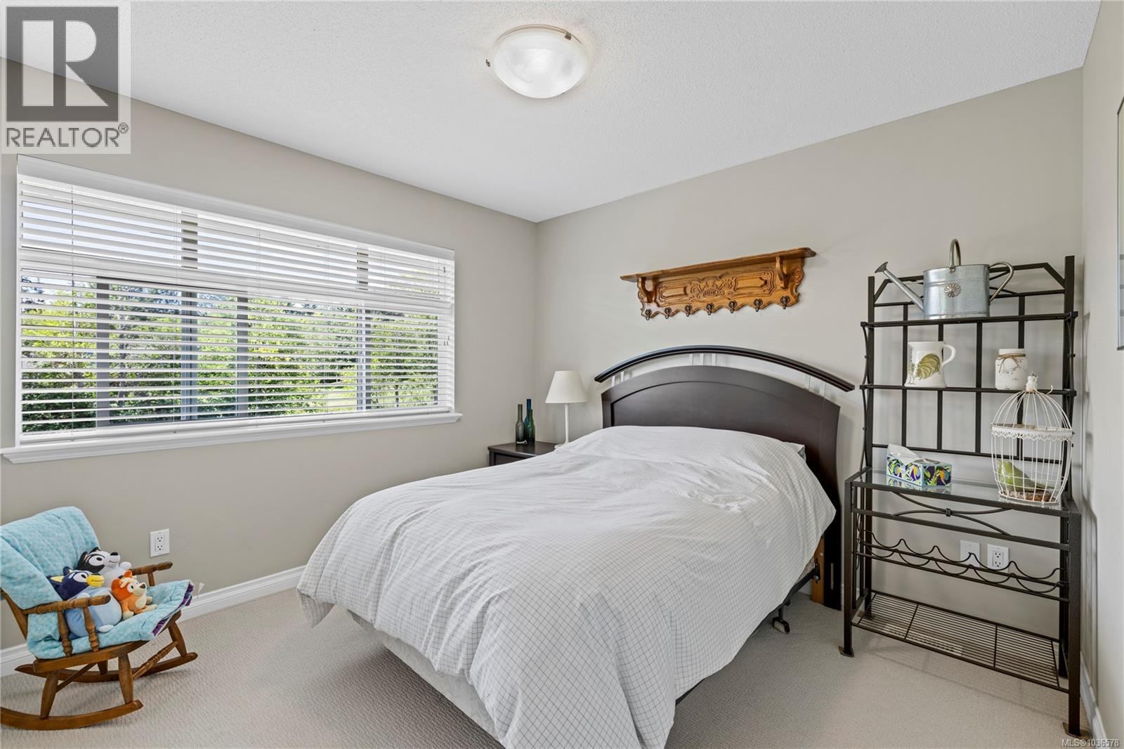 #114 730 Barclay Cres - 37