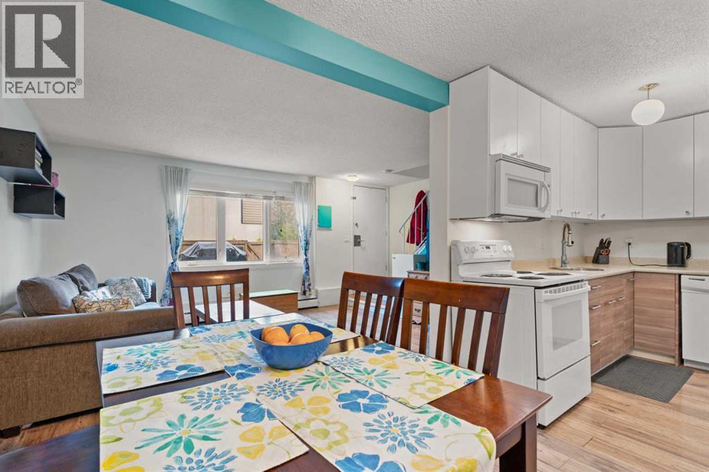 #101 3809 45 Street SW - 10
