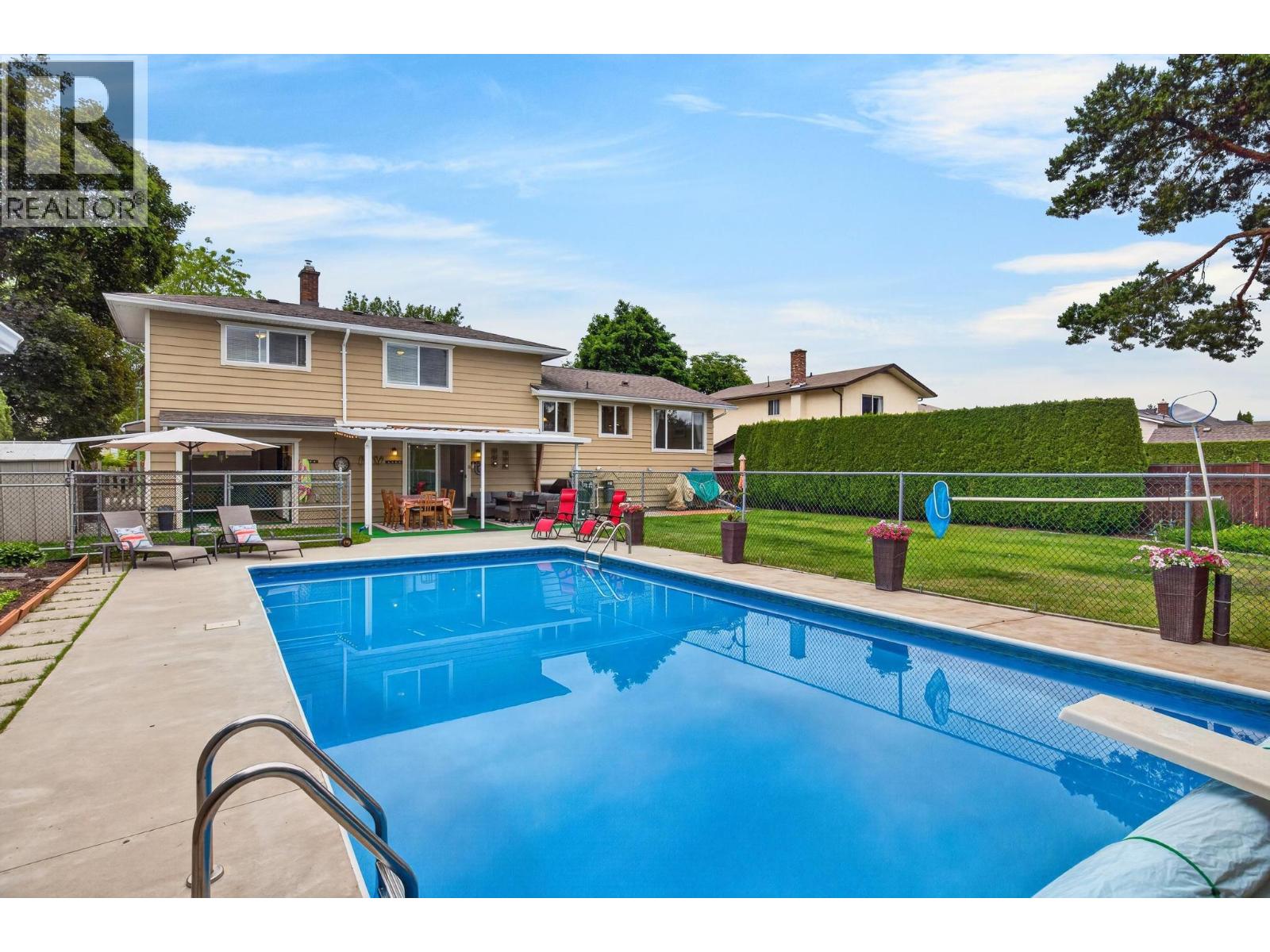 660 Welke Road - 1