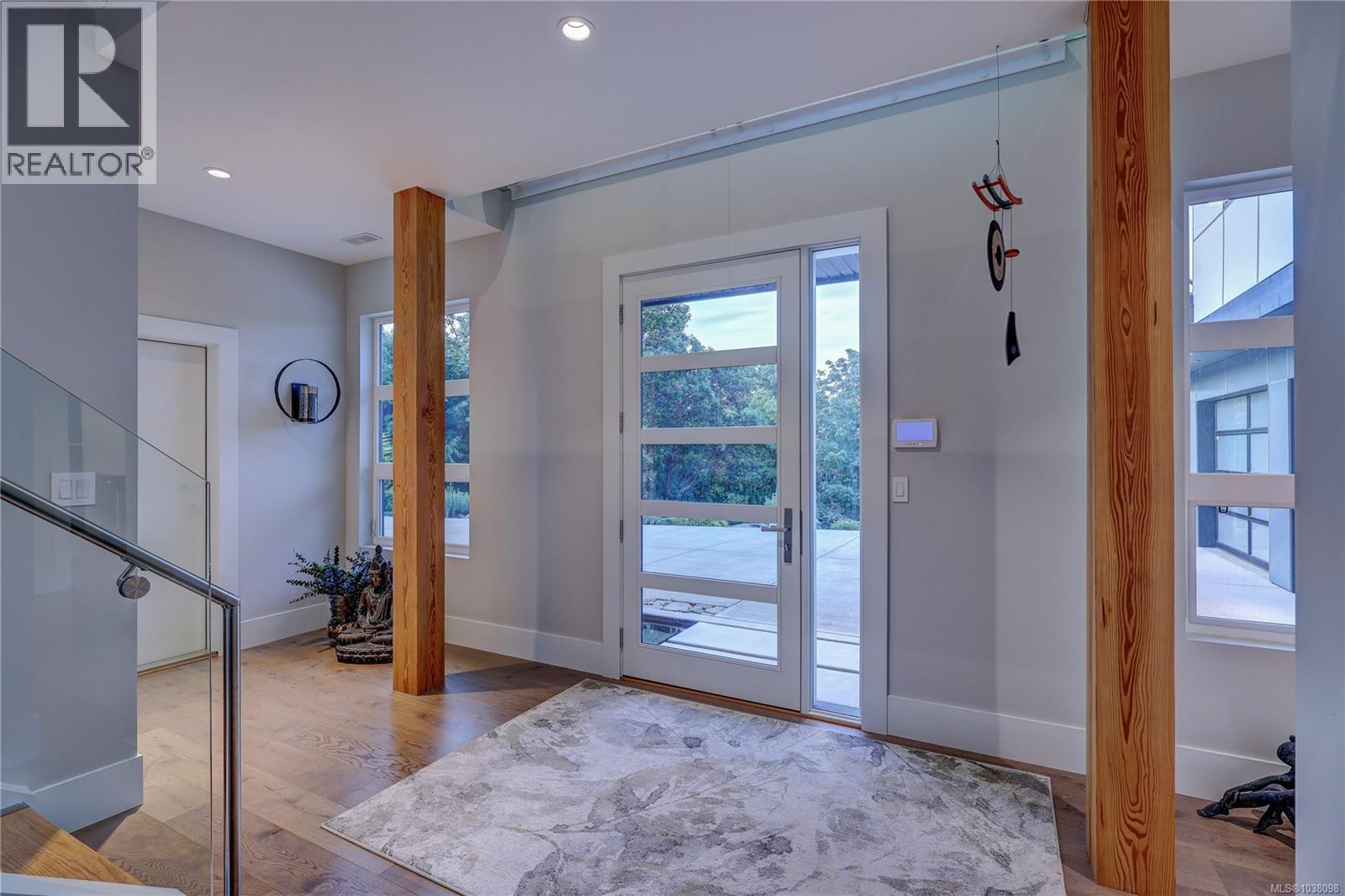 3450 Dolphin Dr - 11