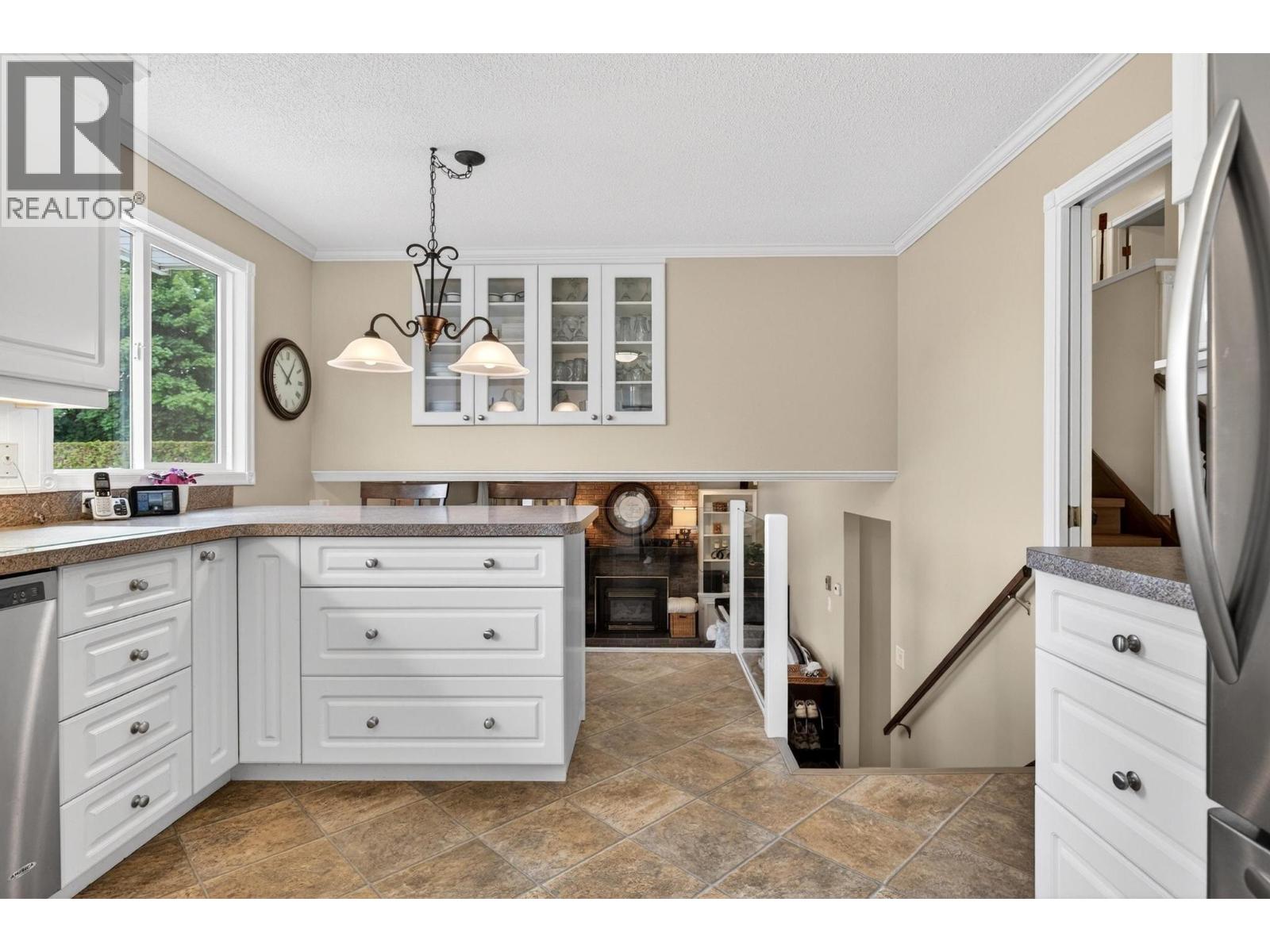 660 Welke Road - 11