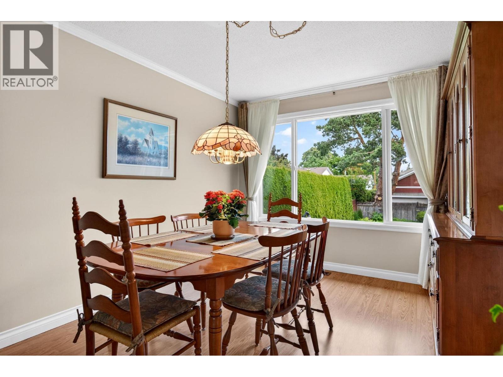 660 Welke Road - 8