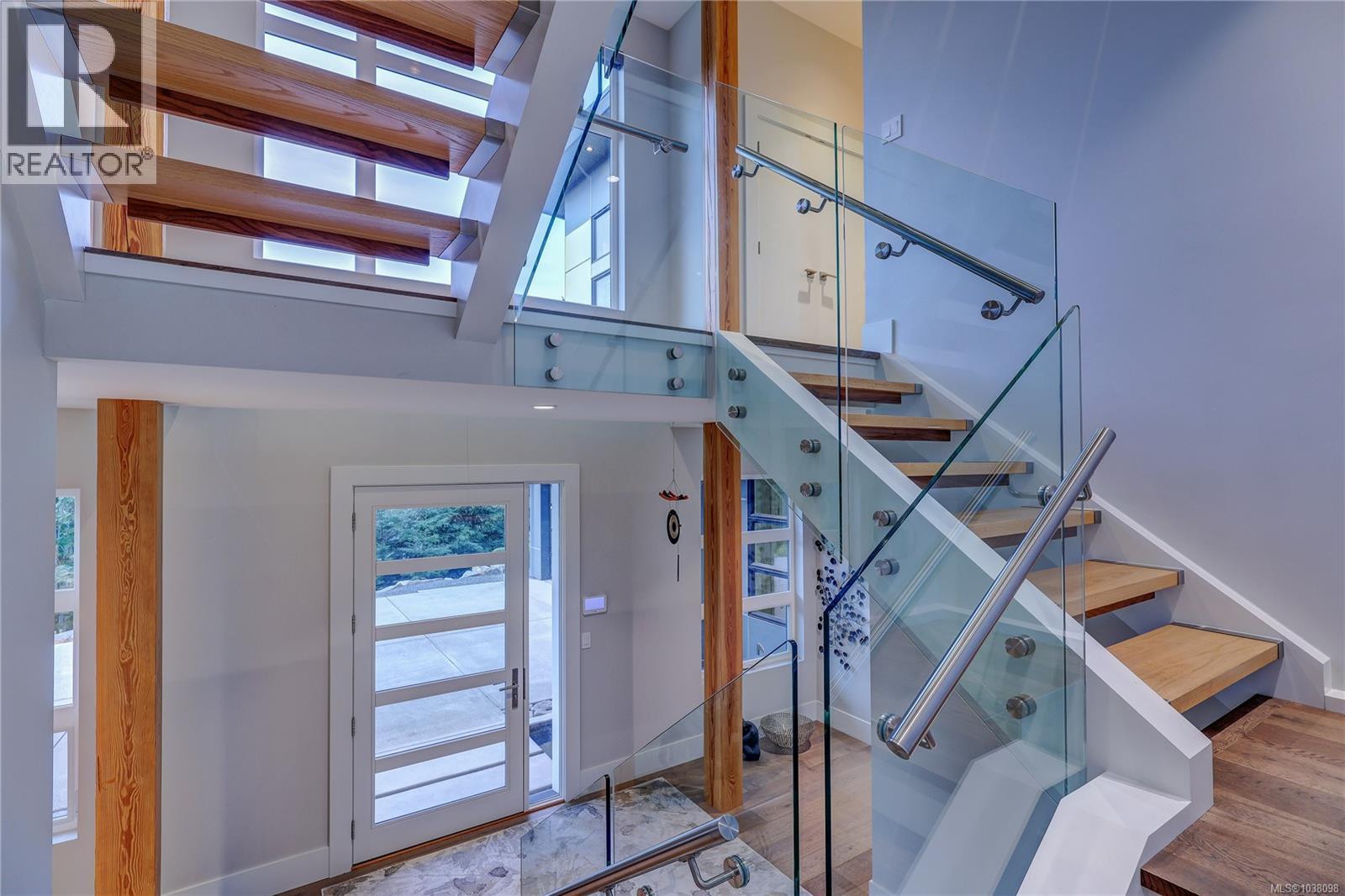 3450 Dolphin Dr - 12