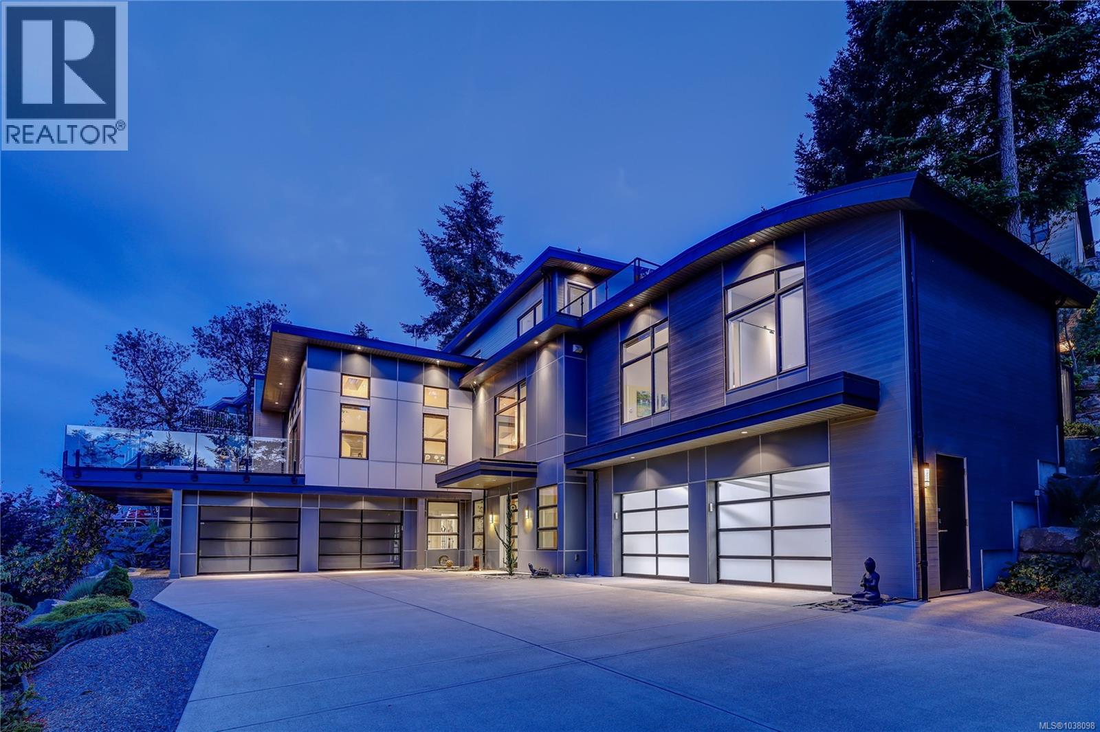 3450 Dolphin Dr - 1