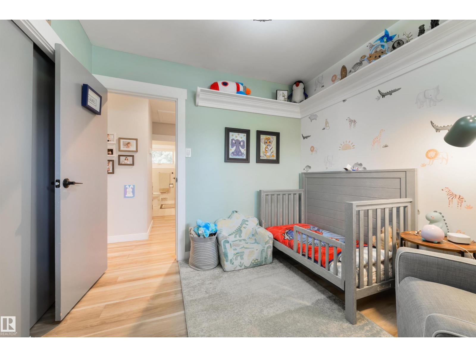 14307 86 AV NW - 15
